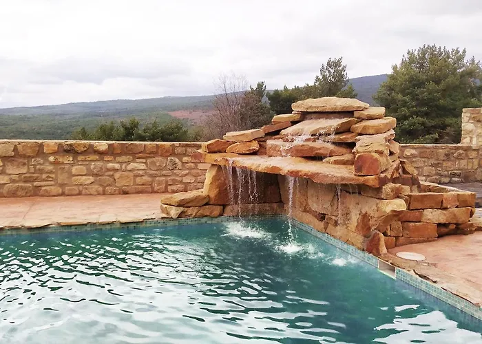 Camino Del Pinar كوينتانار دي لا سييرا